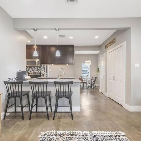 לאפאייט Cozy 2 Bed Townhome Near The Hospital מראה חיצוני תמונה